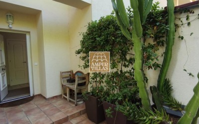 A beautiful bungalow located next to the Altea Golf Club.